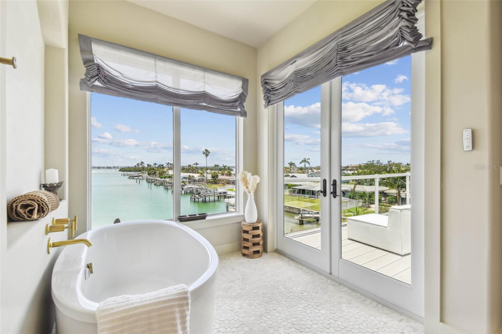 344 CAPRI BLVD, TREASURE ISLAND, FL, 33706