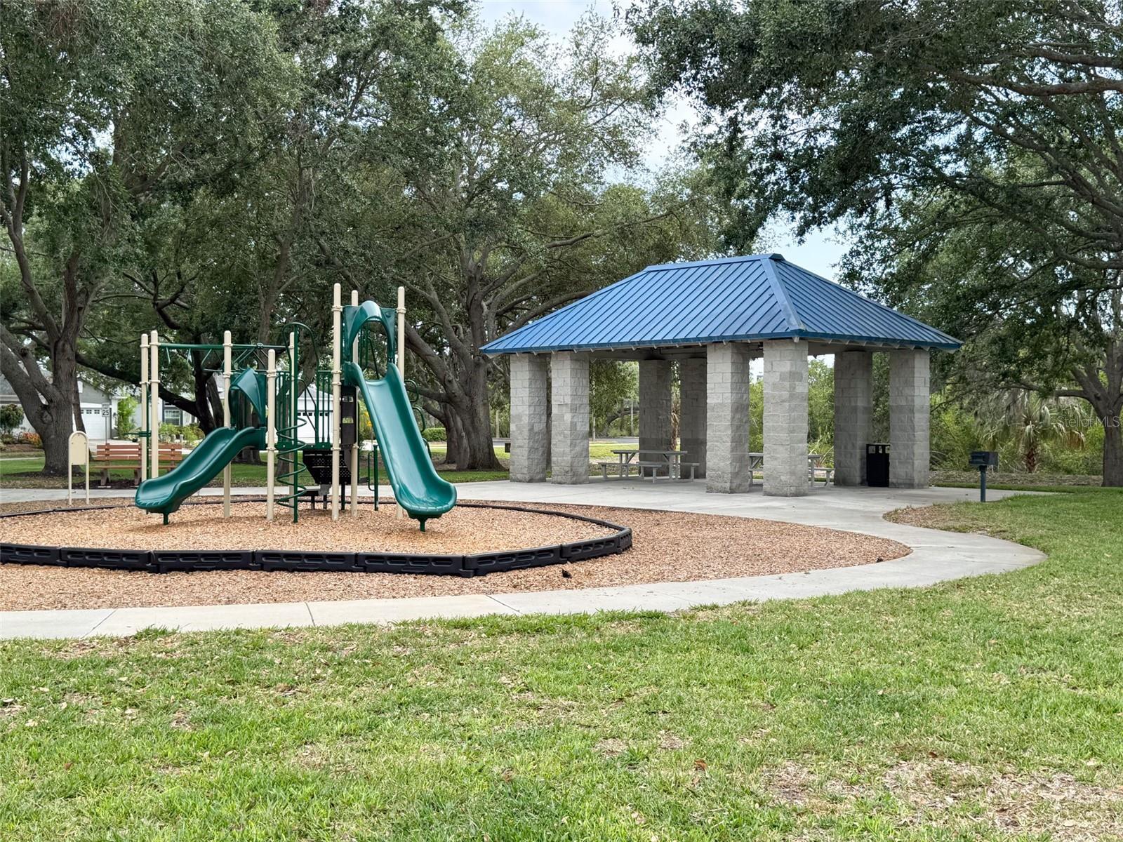 1121 RIVEREDGE DR, TARPON SPRINGS, FL, 34689