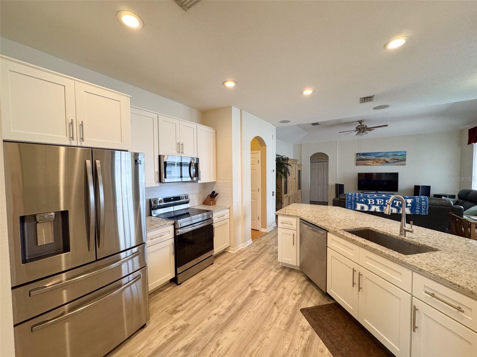 1121 RIVEREDGE DR, TARPON SPRINGS, FL, 34689