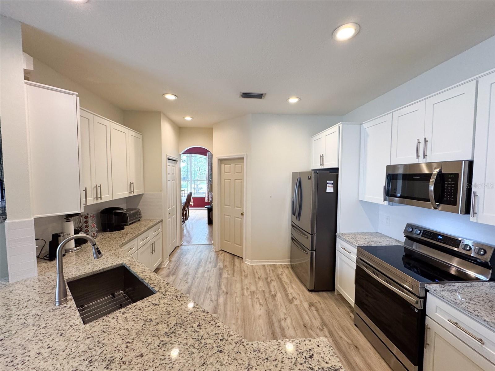 1121 RIVEREDGE DR, TARPON SPRINGS, FL, 34689