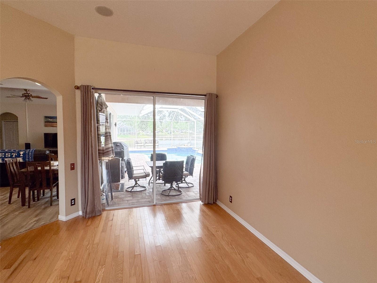 1121 RIVEREDGE DR, TARPON SPRINGS, FL, 34689