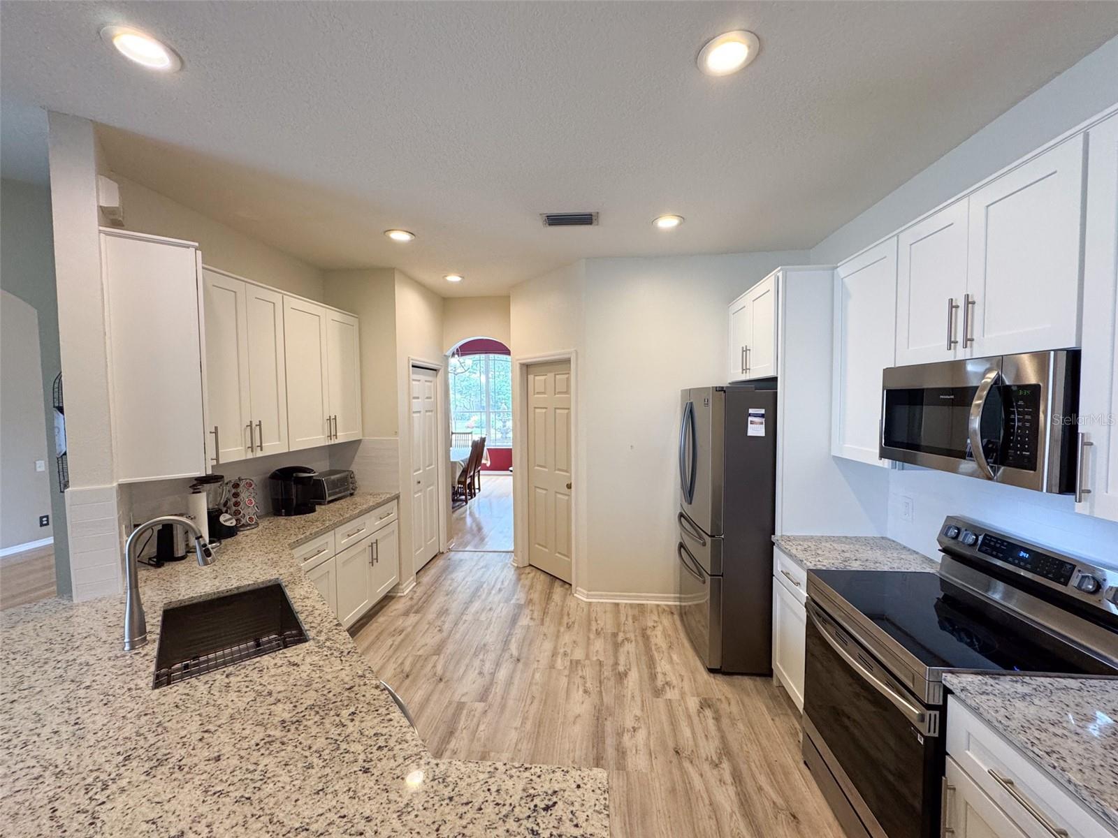 1121 RIVEREDGE DR, TARPON SPRINGS, FL, 34689