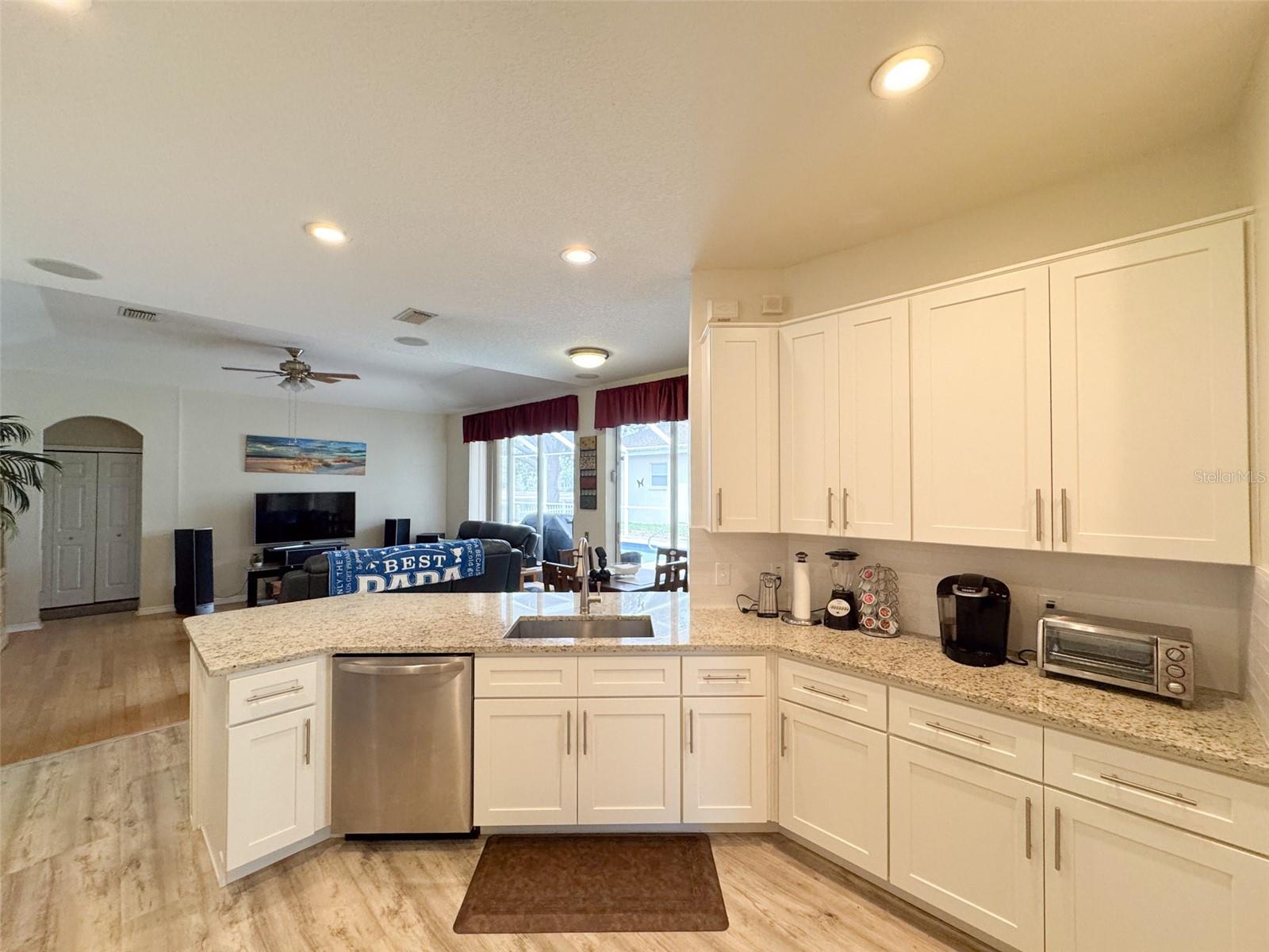 1121 RIVEREDGE DR, TARPON SPRINGS, FL, 34689