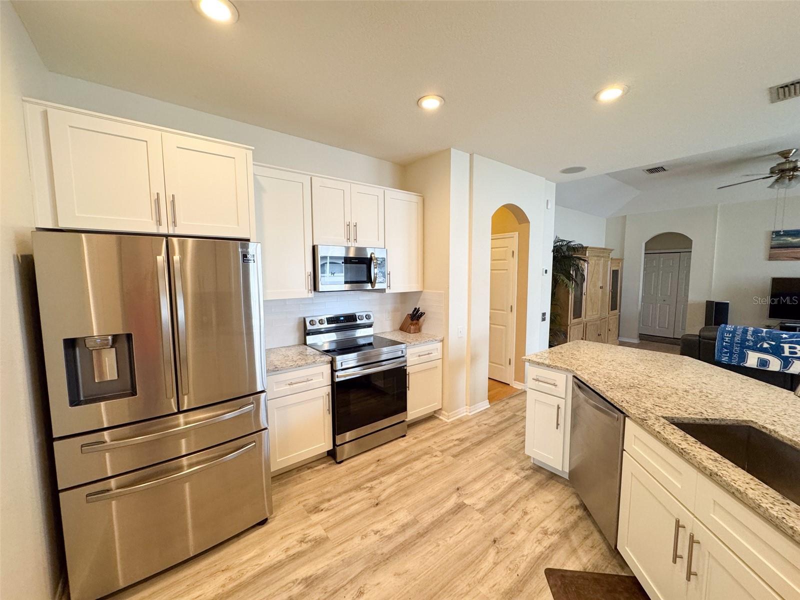 1121 RIVEREDGE DR, TARPON SPRINGS, FL, 34689