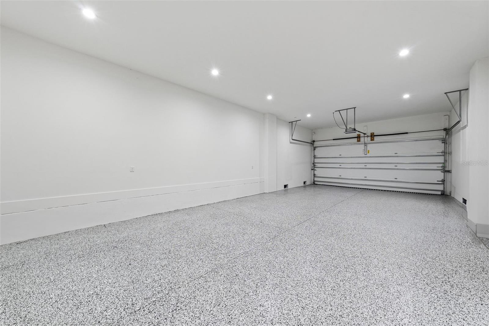 2106 S CORTEZ AVE, TAMPA, FL, 33629