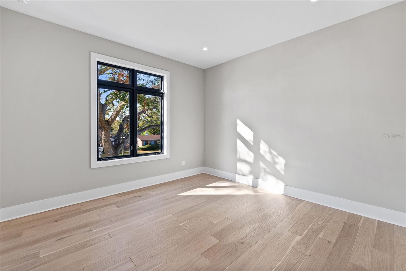 2106 S CORTEZ AVE, TAMPA, FL, 33629