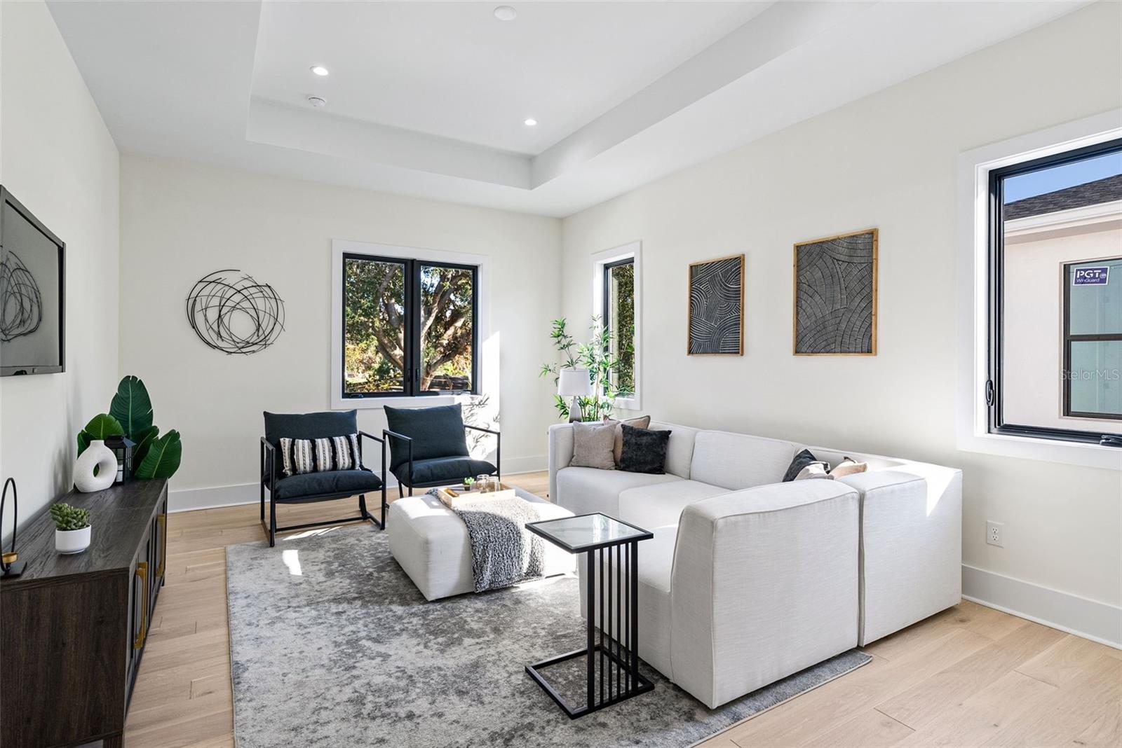 2106 S CORTEZ AVE, TAMPA, FL, 33629