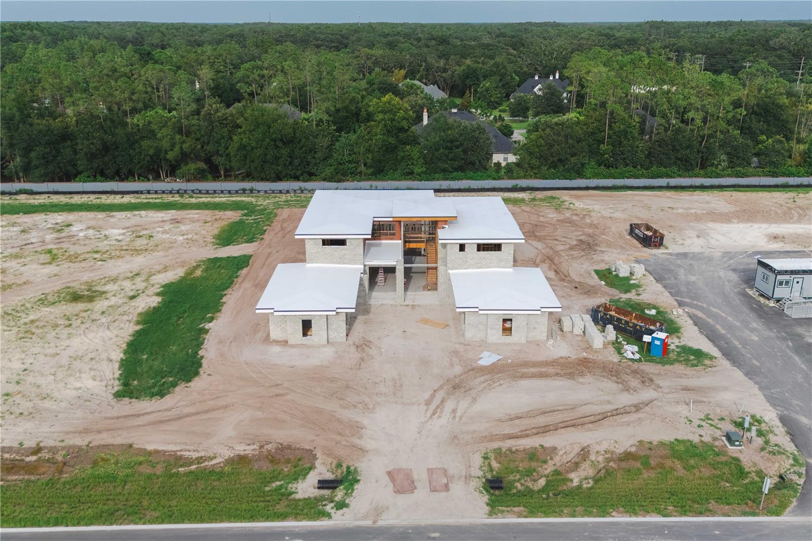 TB8382396 Property Photo