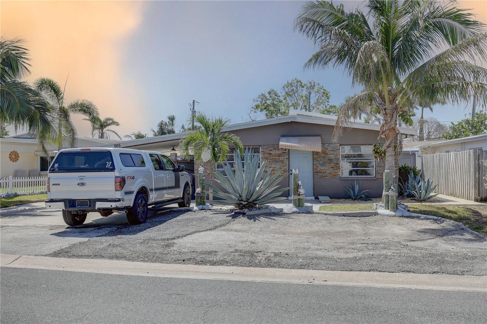 265 115TH AVE, TREASURE ISLAND, FL, 33706