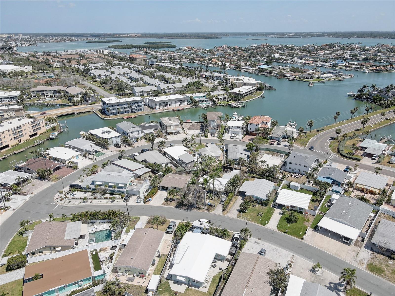 265 115TH AVE, TREASURE ISLAND, FL, 33706