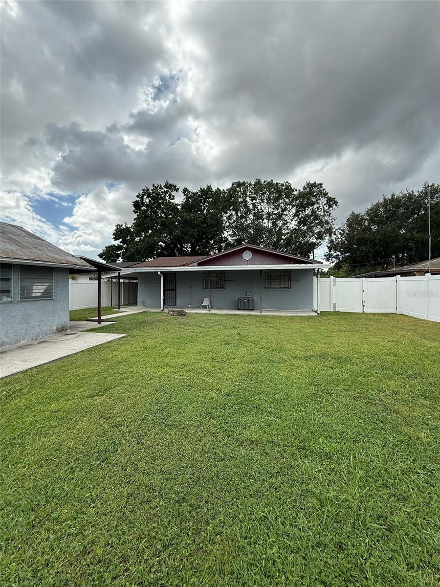 7401 N ALBANY AVE, TAMPA, FL, 33604