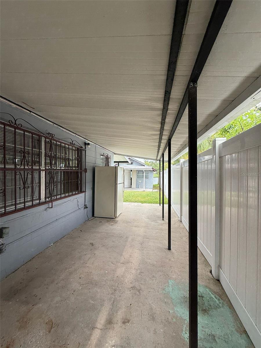 7401 N ALBANY AVE, TAMPA, FL, 33604