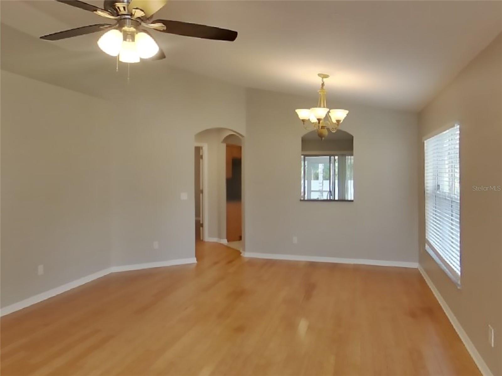 30634 WHITE BIRD AVE, WESLEY CHAPEL, FL, 33543