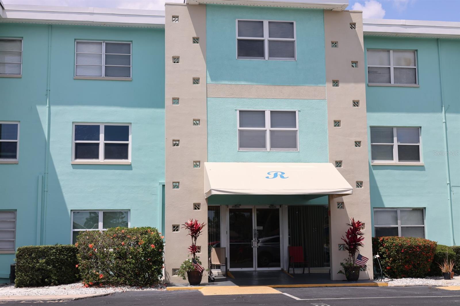 11447 PARK BLVD #301, SEMINOLE, FL, 33772