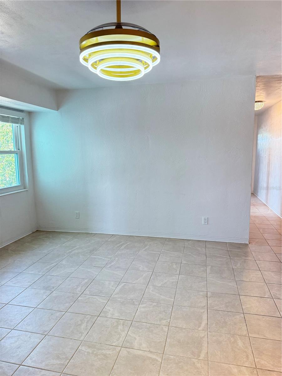 11447 PARK BLVD #301, SEMINOLE, FL, 33772