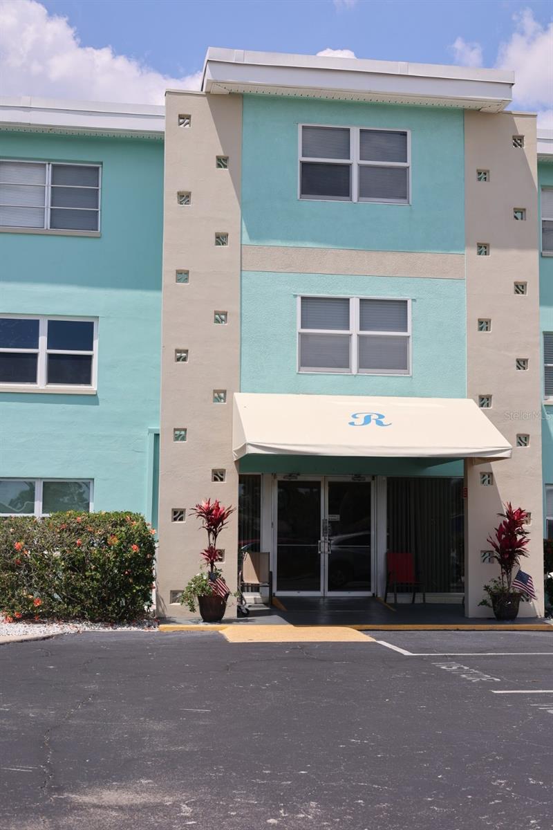 11447 PARK BLVD #301, SEMINOLE, FL, 33772