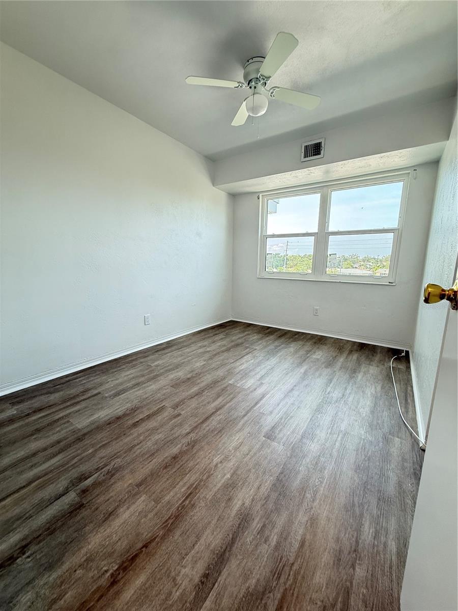 11447 PARK BLVD #301, SEMINOLE, FL, 33772