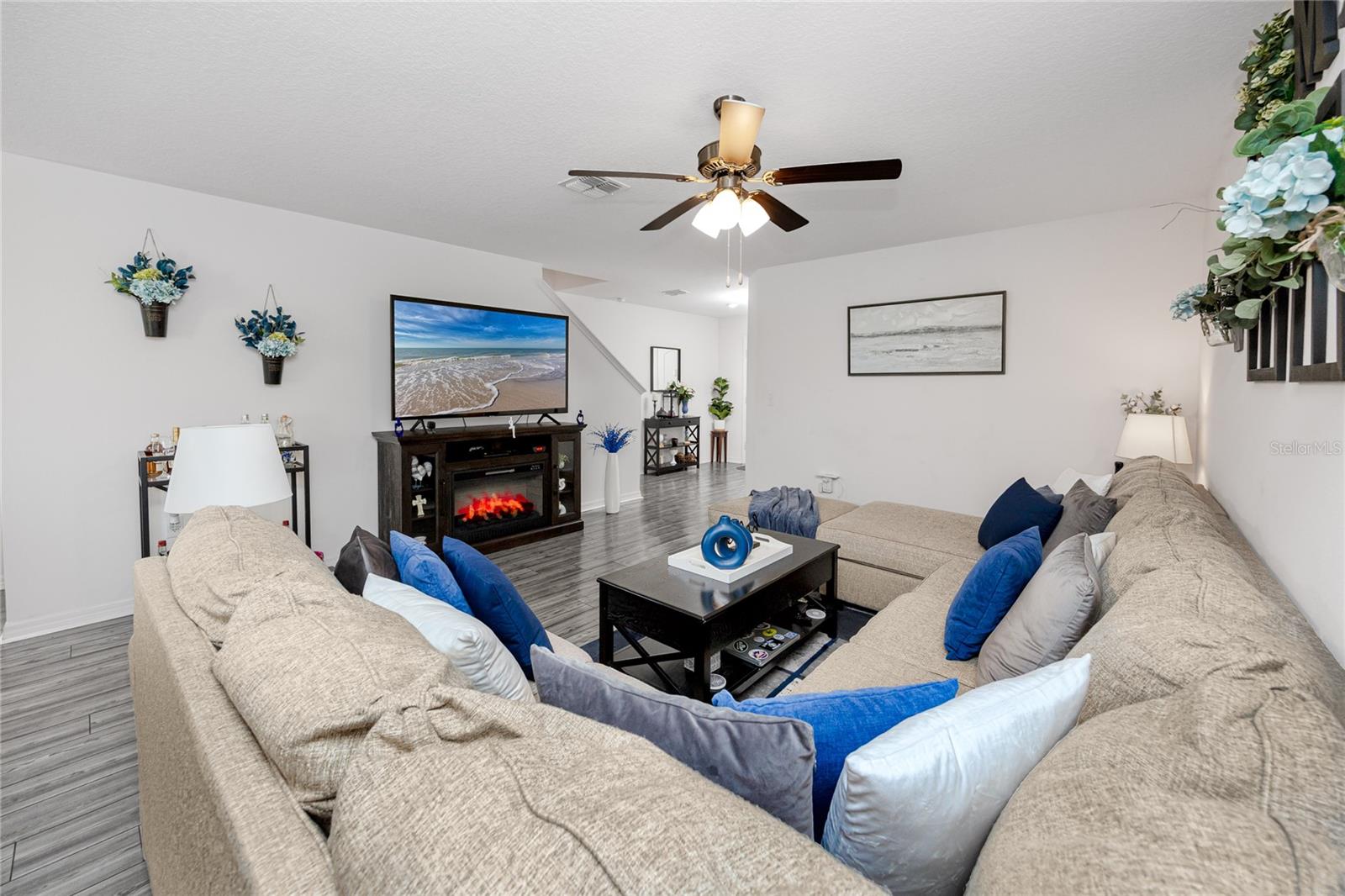 5424 COMPANION LN, TAMPA, FL, 33619