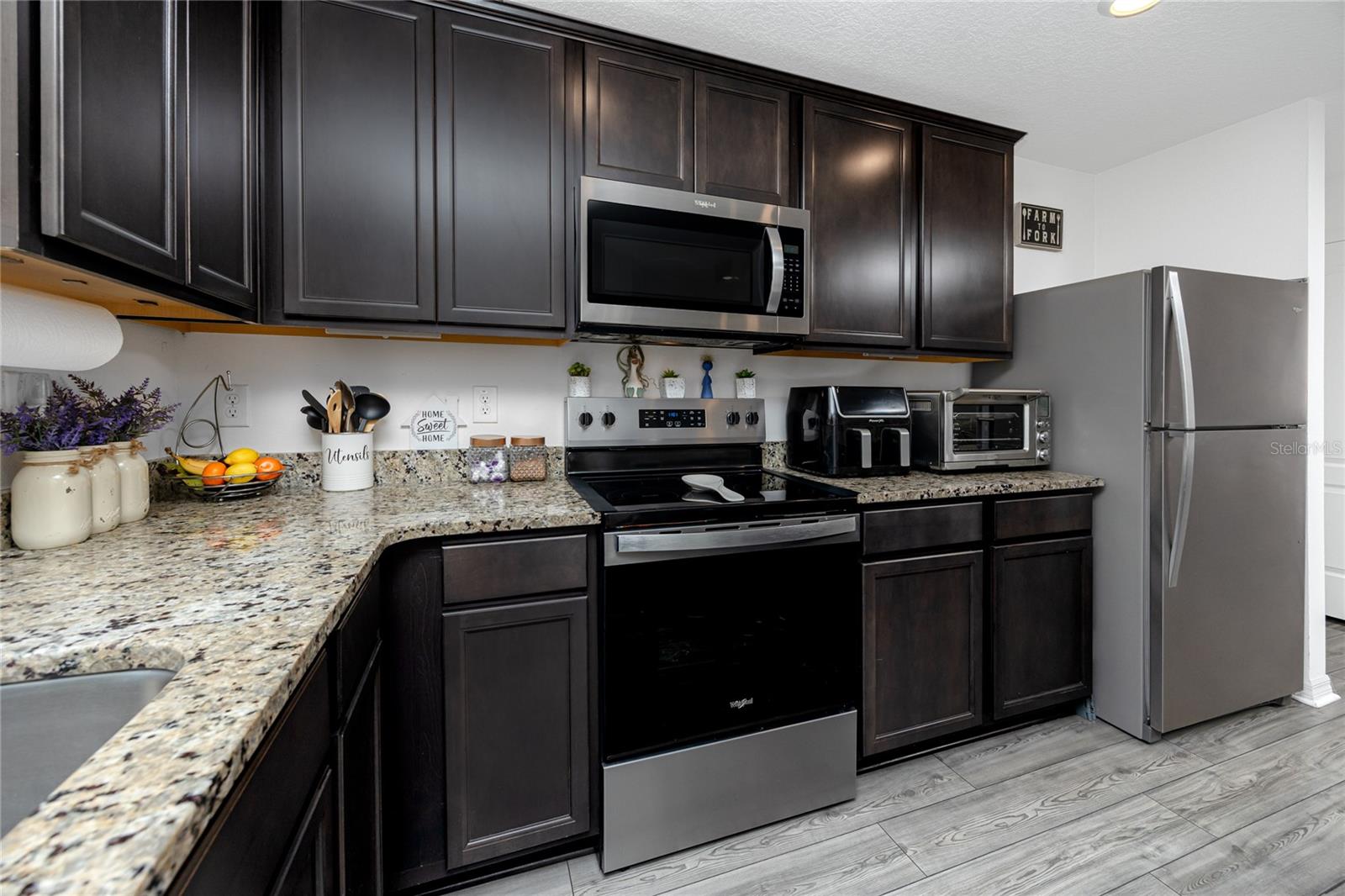 5424 COMPANION LN, TAMPA, FL, 33619