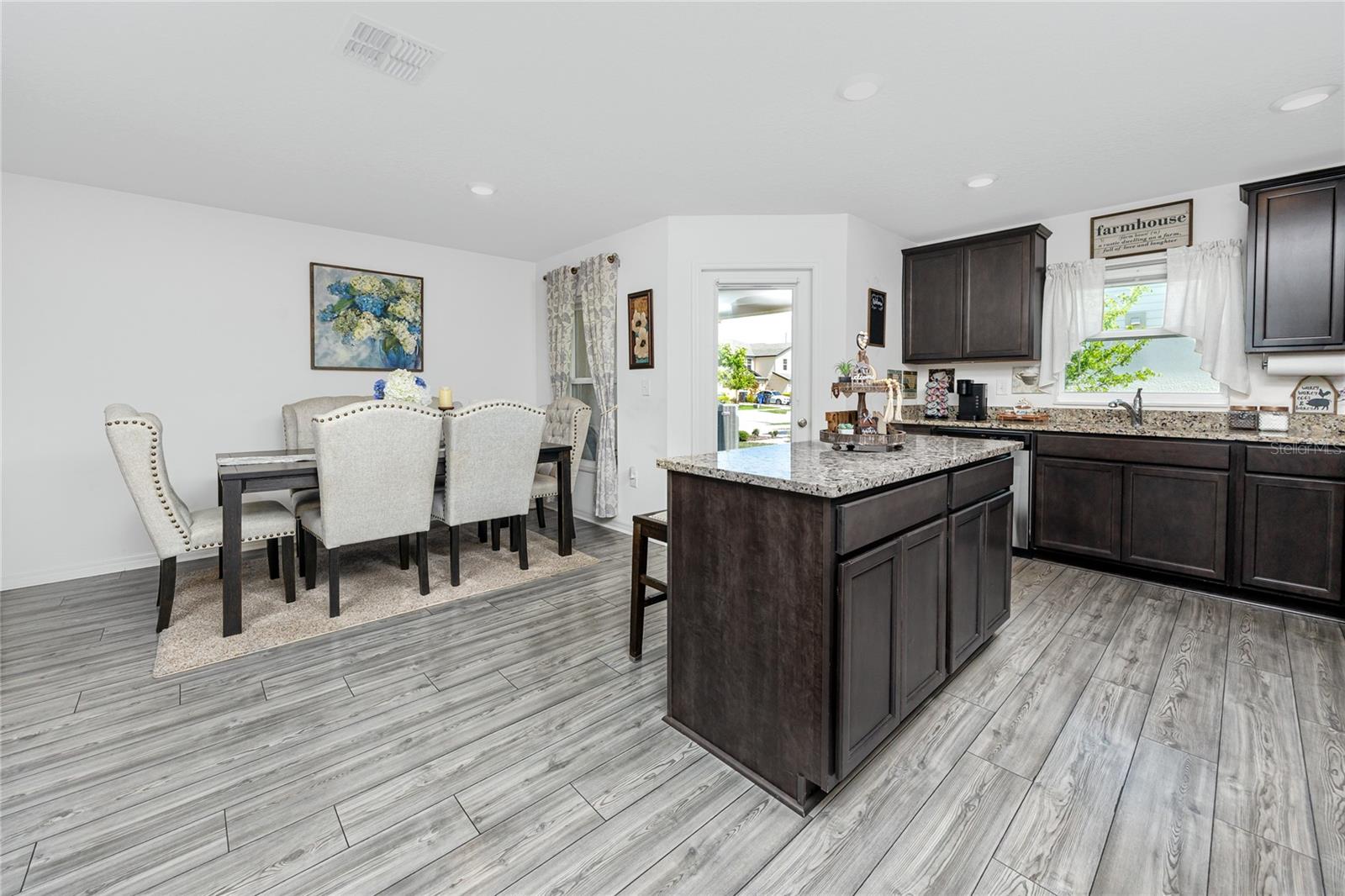 5424 COMPANION LN, TAMPA, FL, 33619