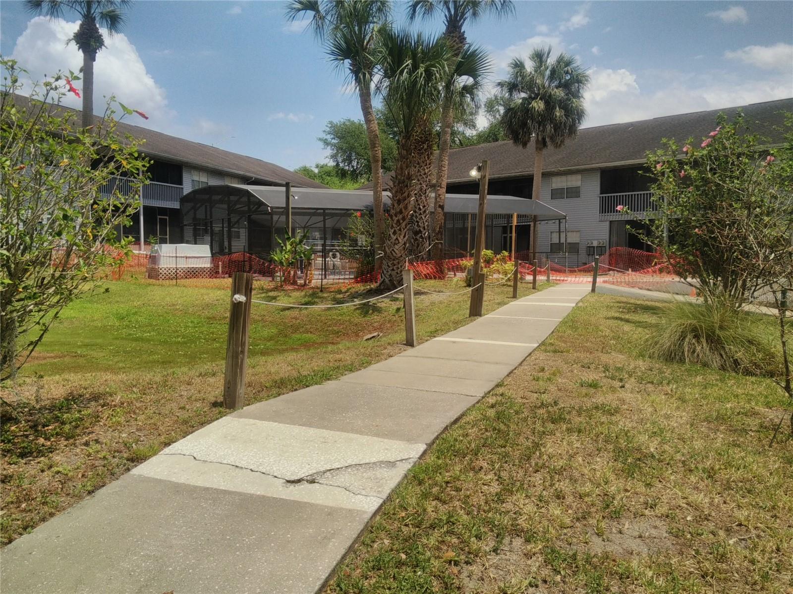 313 DIRKSEN DR #G2, DEBARY, FL, 32713