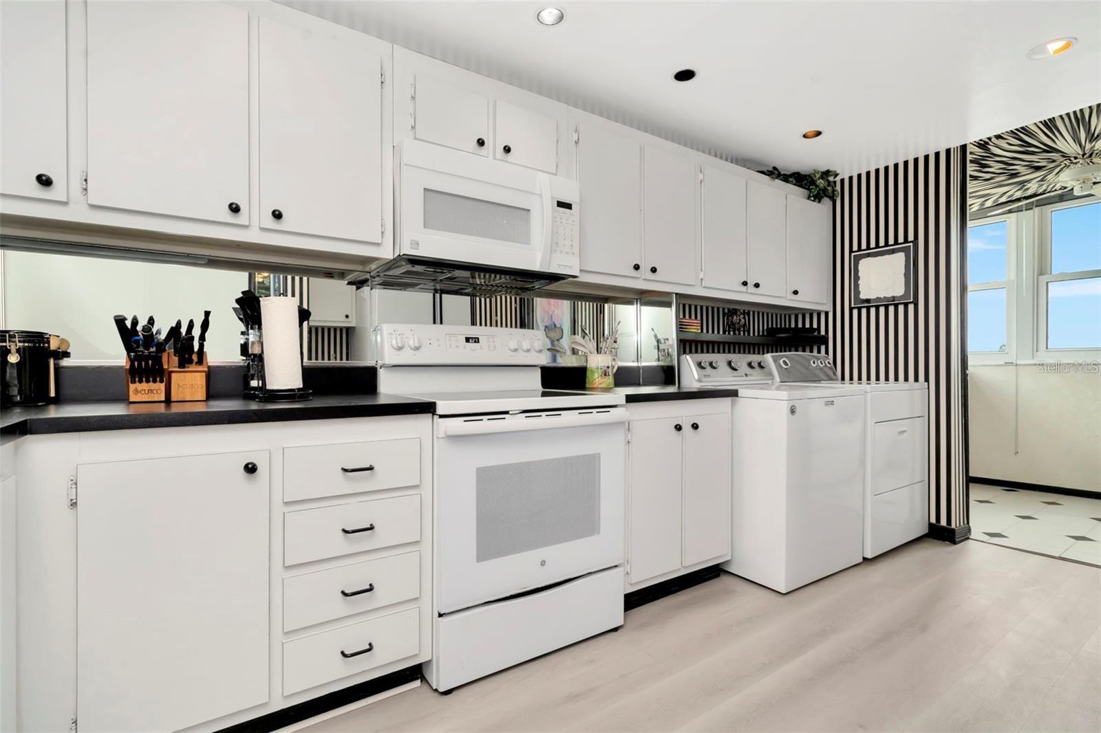 15462 GULF BLVD #508, MADEIRA BEACH, FL, 33708