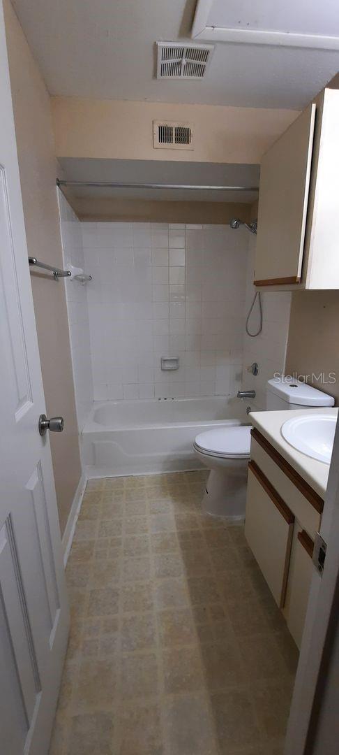 REGENCY GARDENS CONDO, ORLANDO, FL, 32822