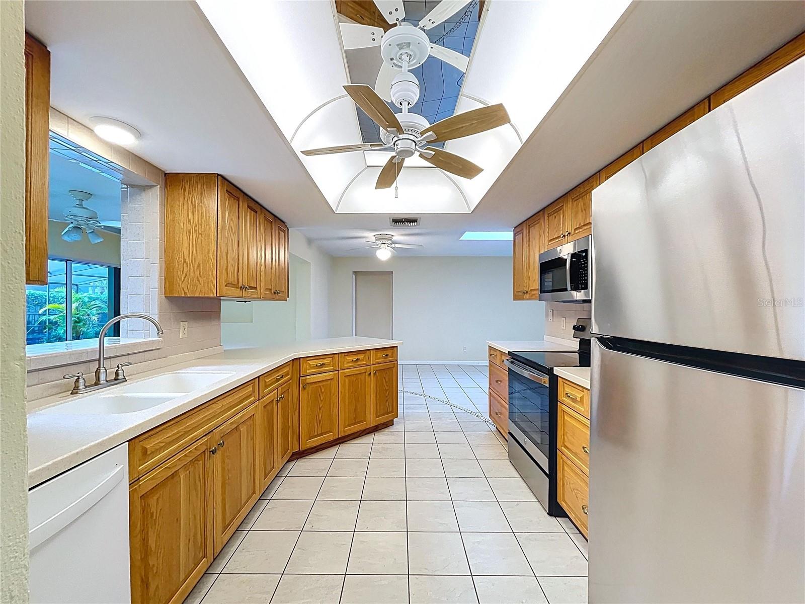 232 PINECREST DR, PALM HARBOR, FL, 34683