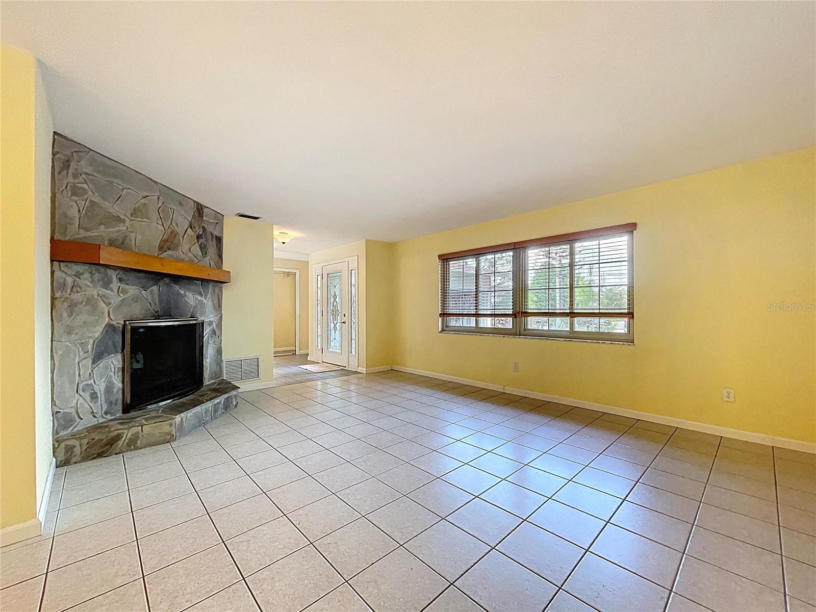 232 PINECREST DR, PALM HARBOR, FL, 34683