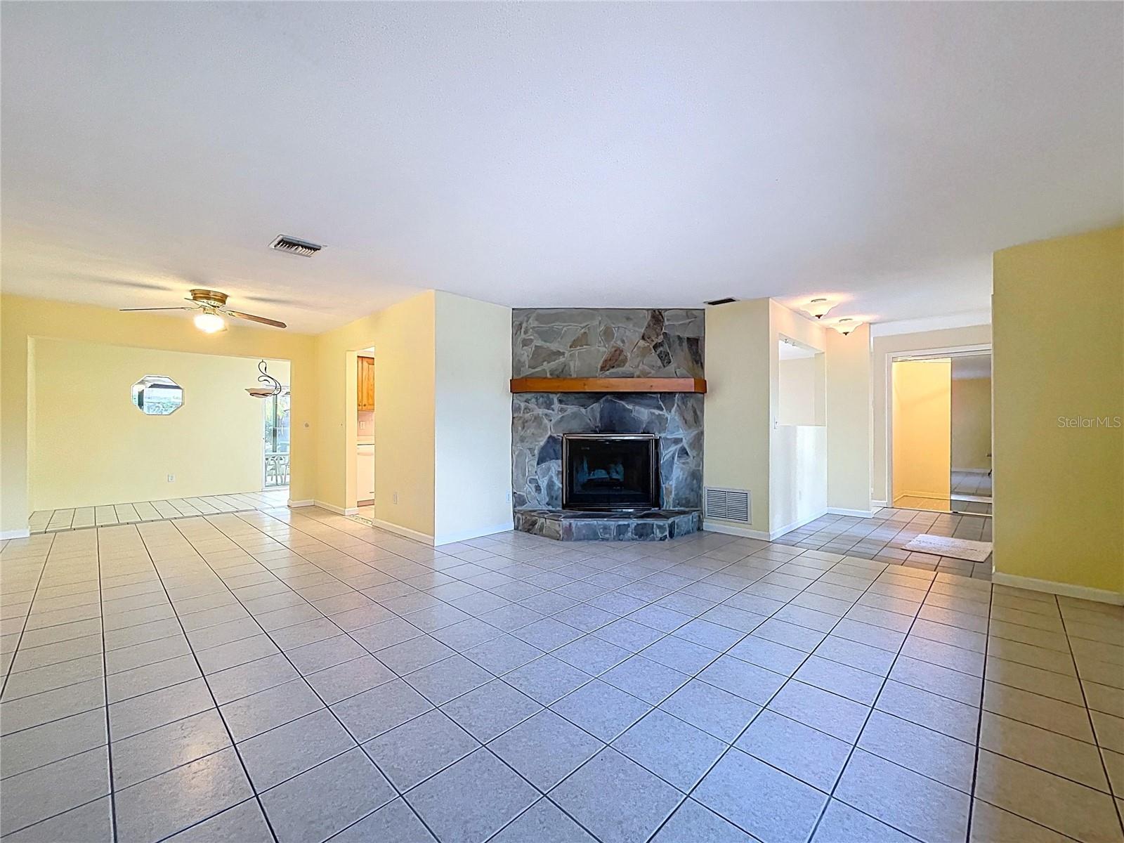 232 PINECREST DR, PALM HARBOR, FL, 34683