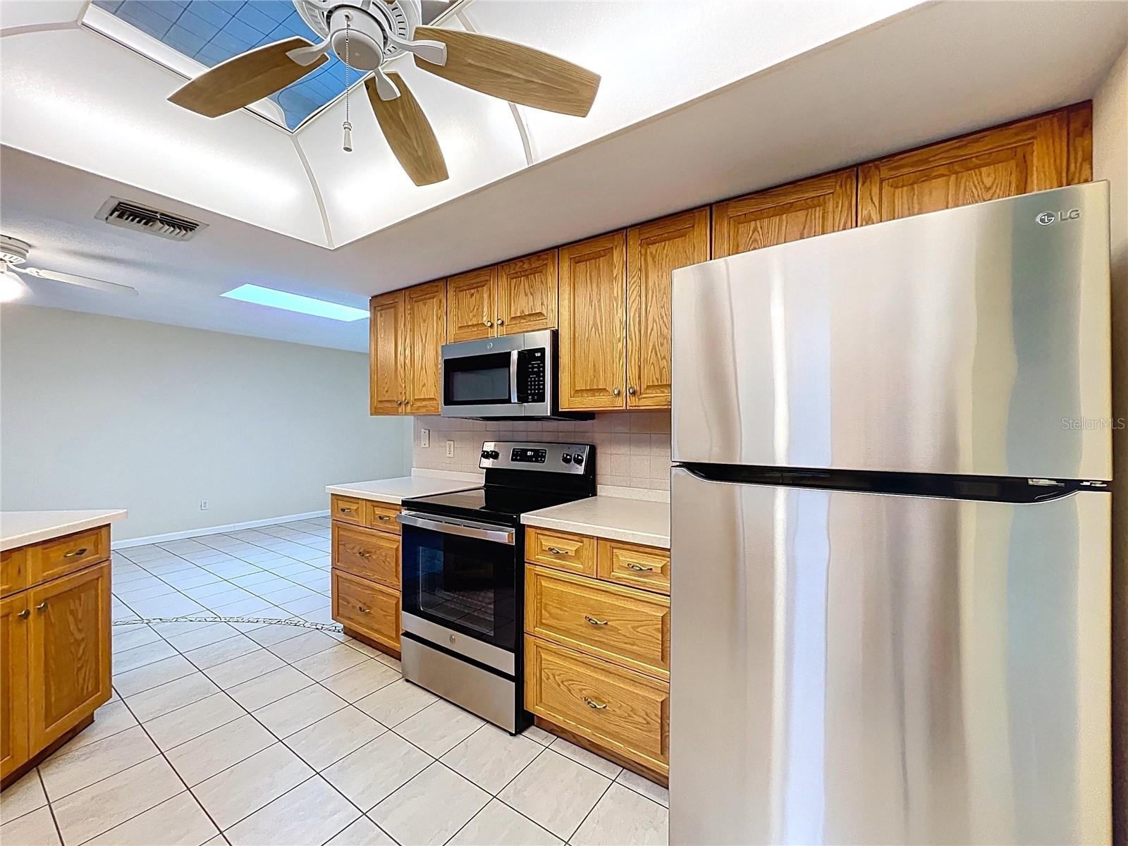 232 PINECREST DR, PALM HARBOR, FL, 34683