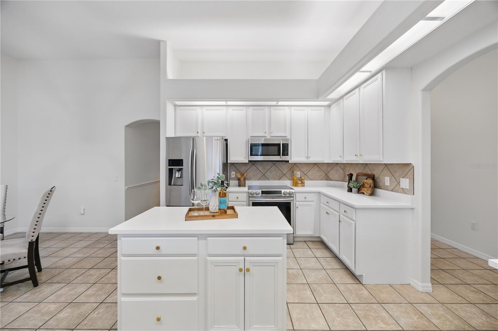 10232 ESTUARY DR, TAMPA, FL, 33647