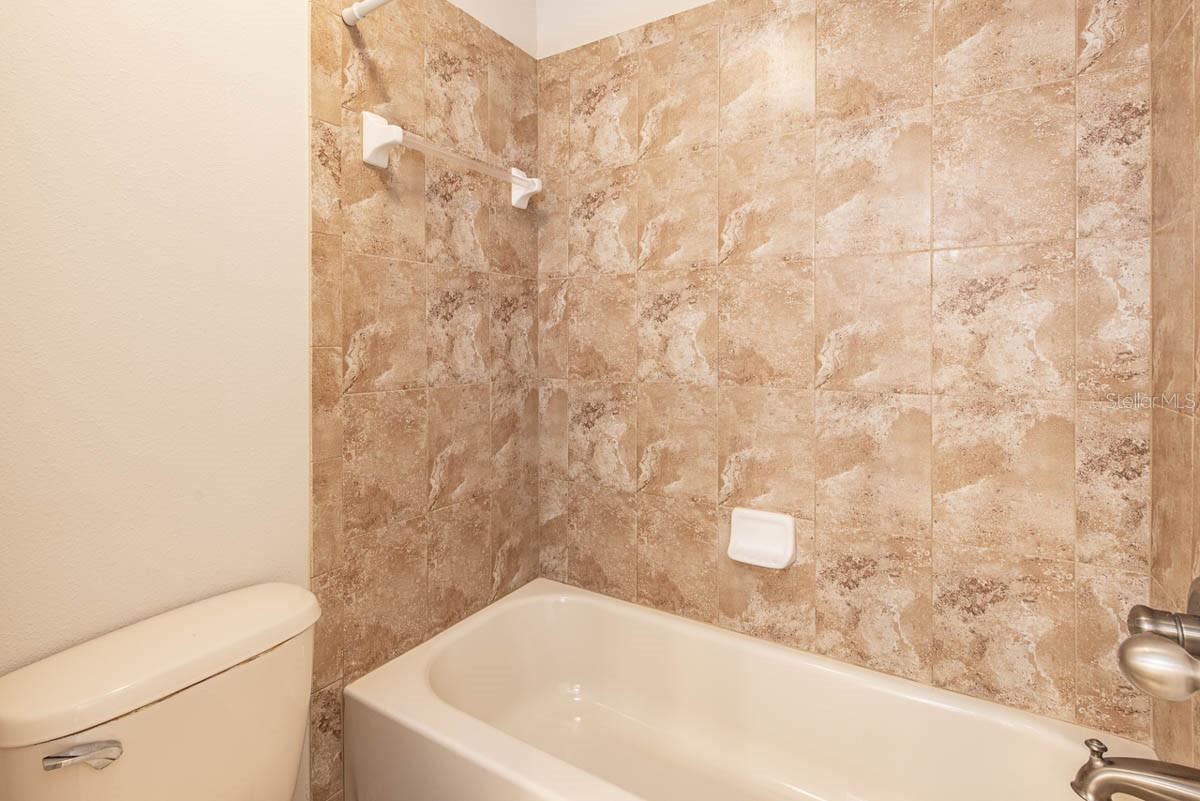 16226 BAYBERRY VIEW DR, LITHIA, FL, 33547