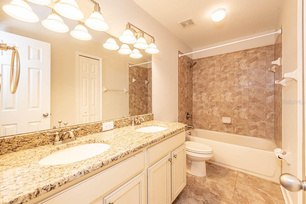 16226 BAYBERRY VIEW DR, LITHIA, FL, 33547