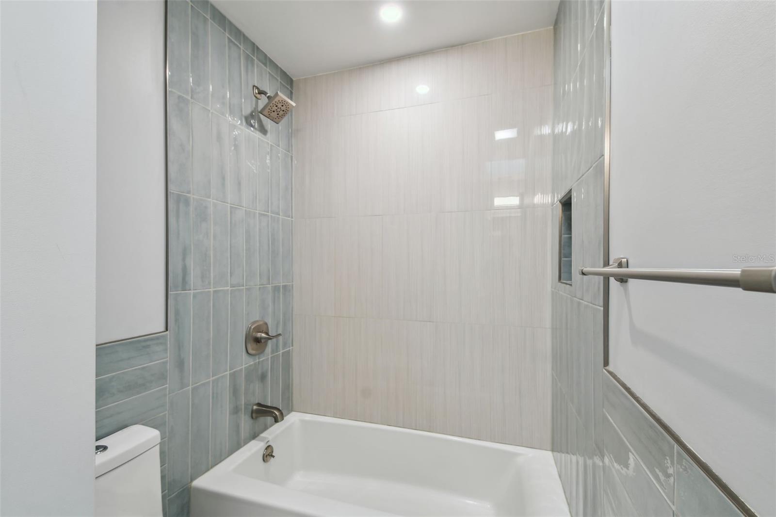 7405 CLEARVIEW DR, TAMPA, FL, 33634