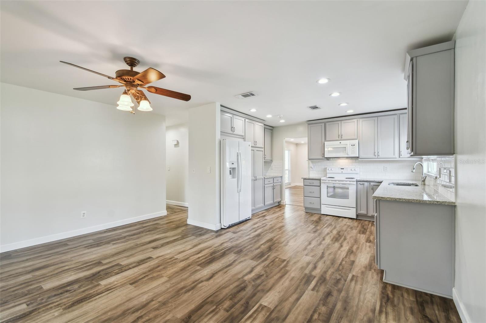 7405 CLEARVIEW DR, TAMPA, FL, 33634