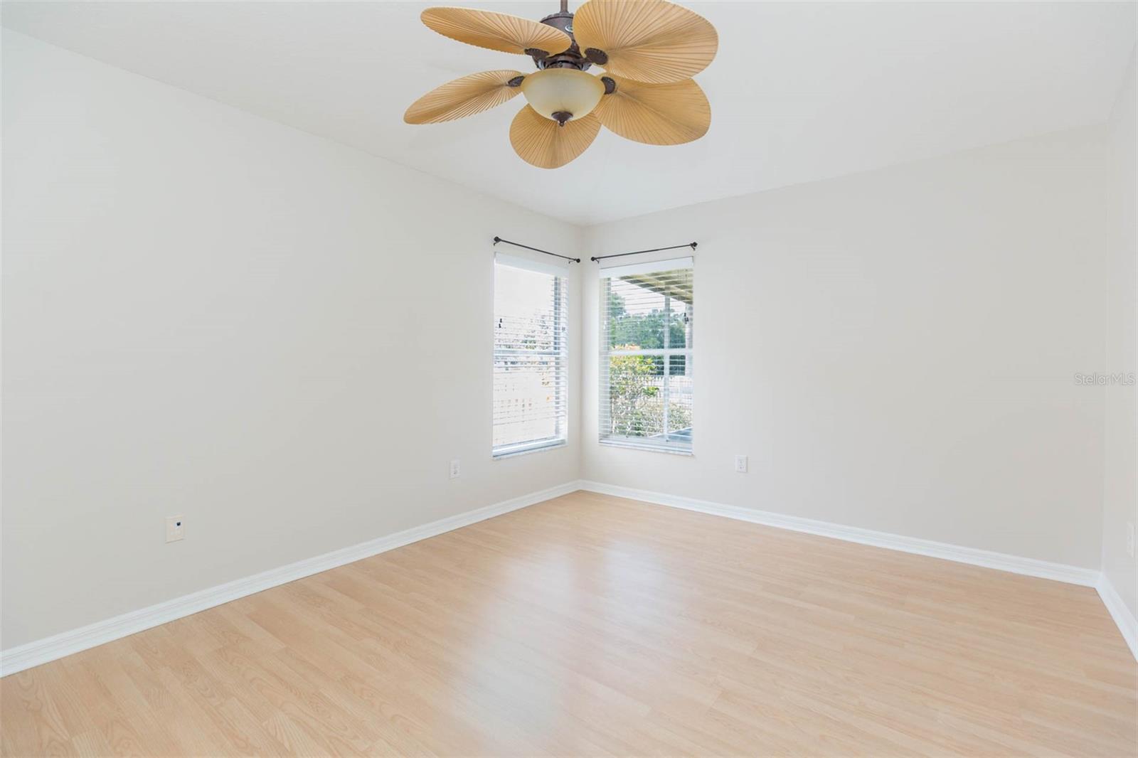 13023 WATERBOURNE DR, GIBSONTON, FL, 33534