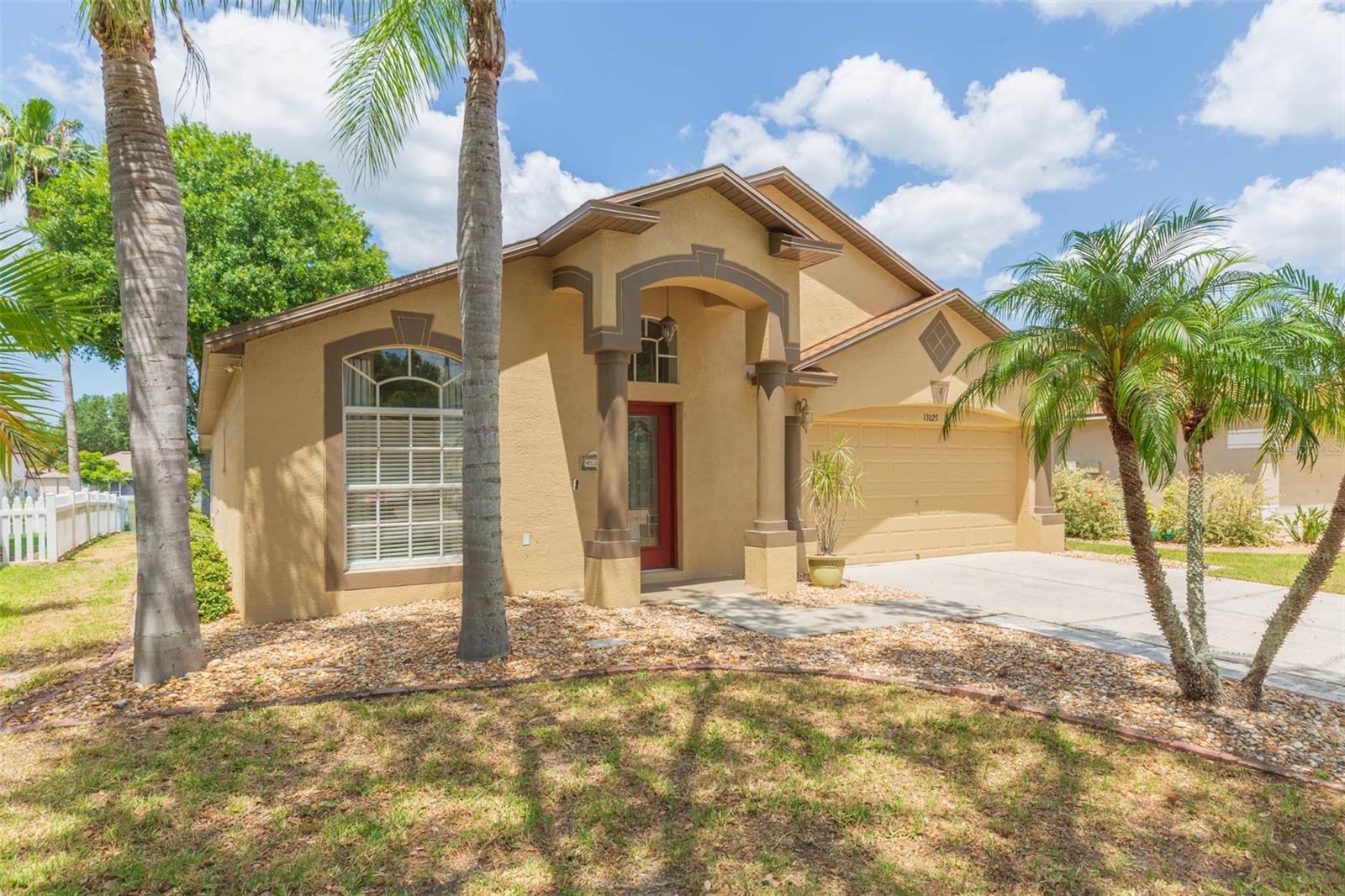 13023 WATERBOURNE DR, GIBSONTON, FL, 33534