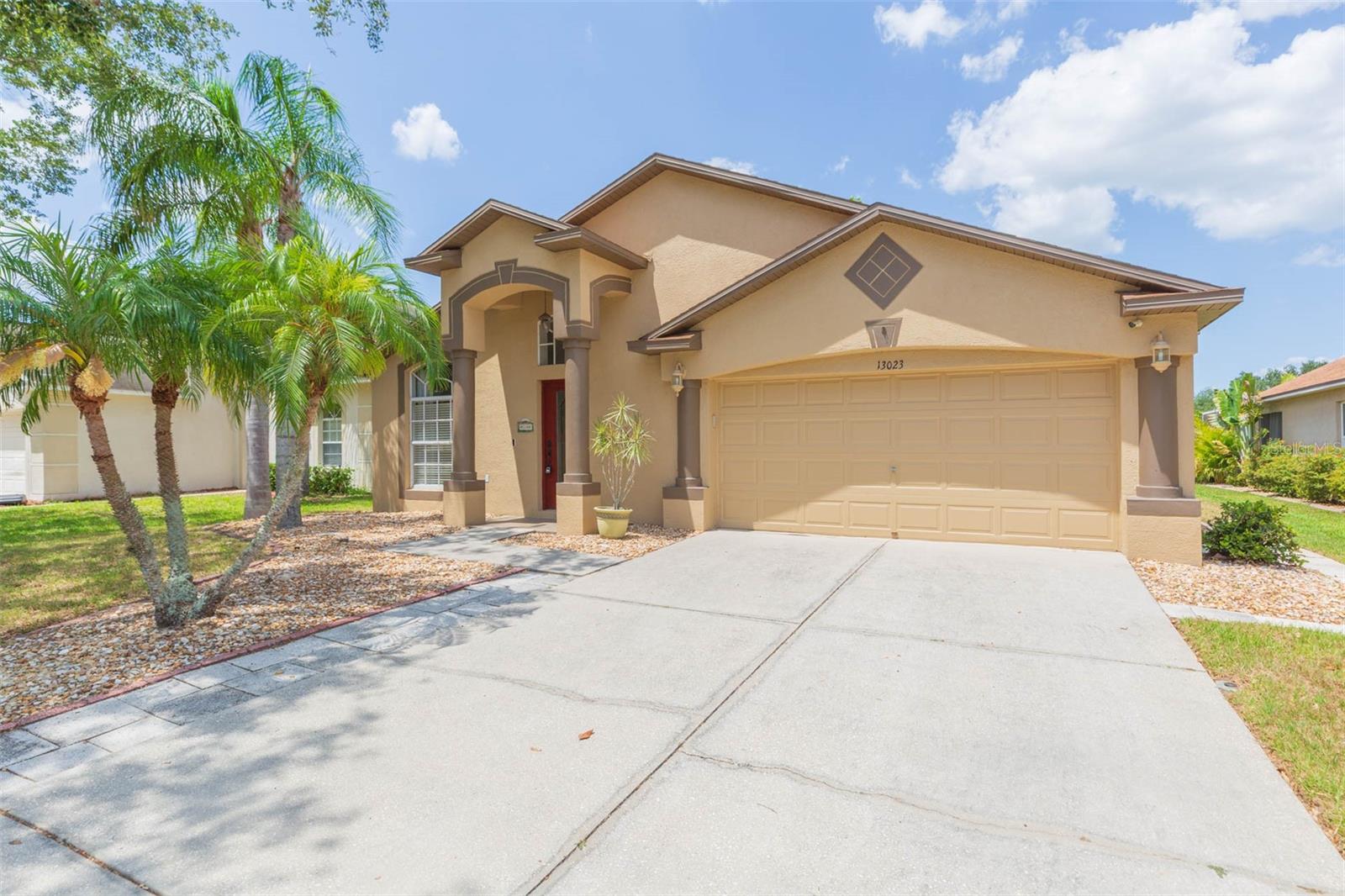 13023 WATERBOURNE DR, GIBSONTON, FL, 33534