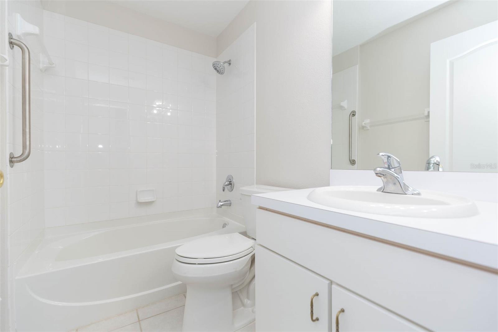 13023 WATERBOURNE DR, GIBSONTON, FL, 33534