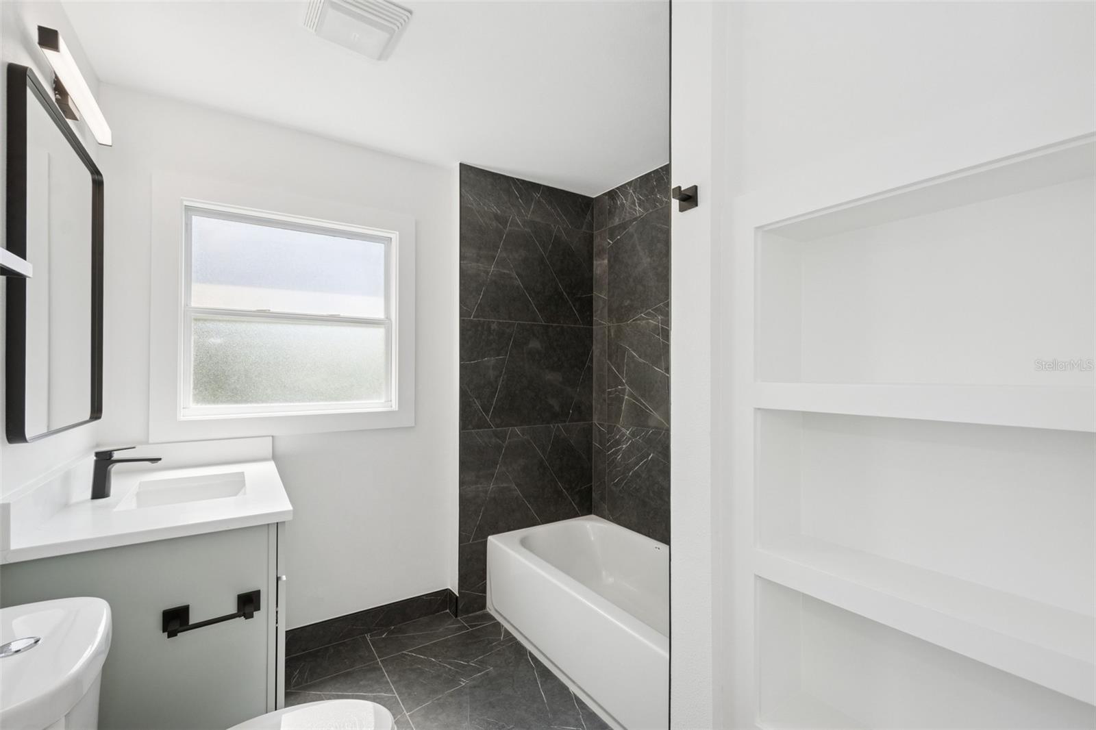 2655 BAY ST, SARASOTA, FL, 34237