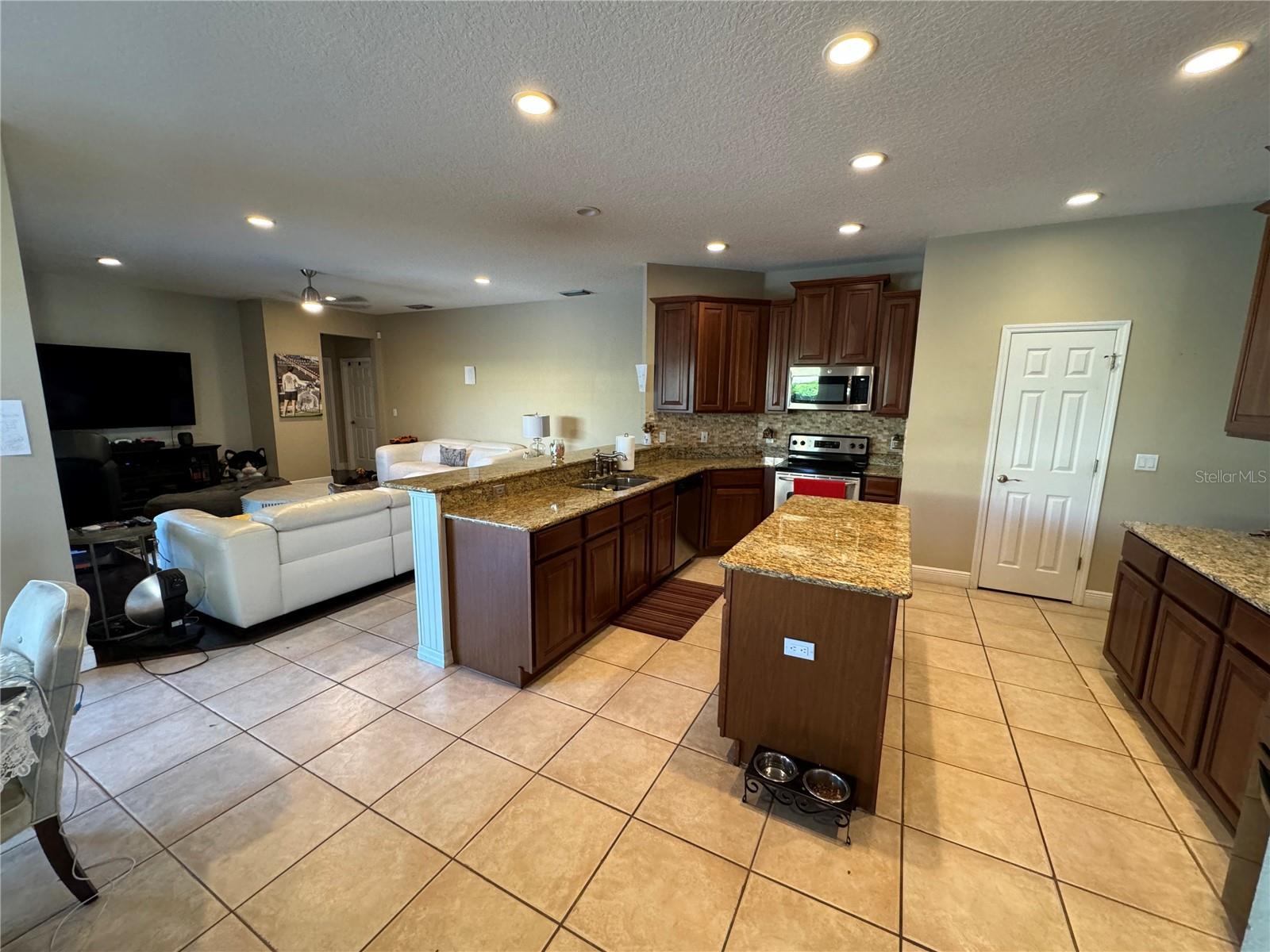 1694 CHERRY BLOSSOM TER, HEATHROW, FL, 32746