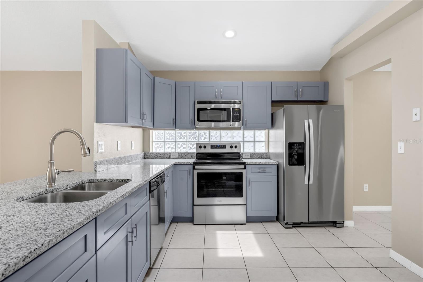 12832 DOWNSTREAM CIR, ORLANDO, FL, 32828