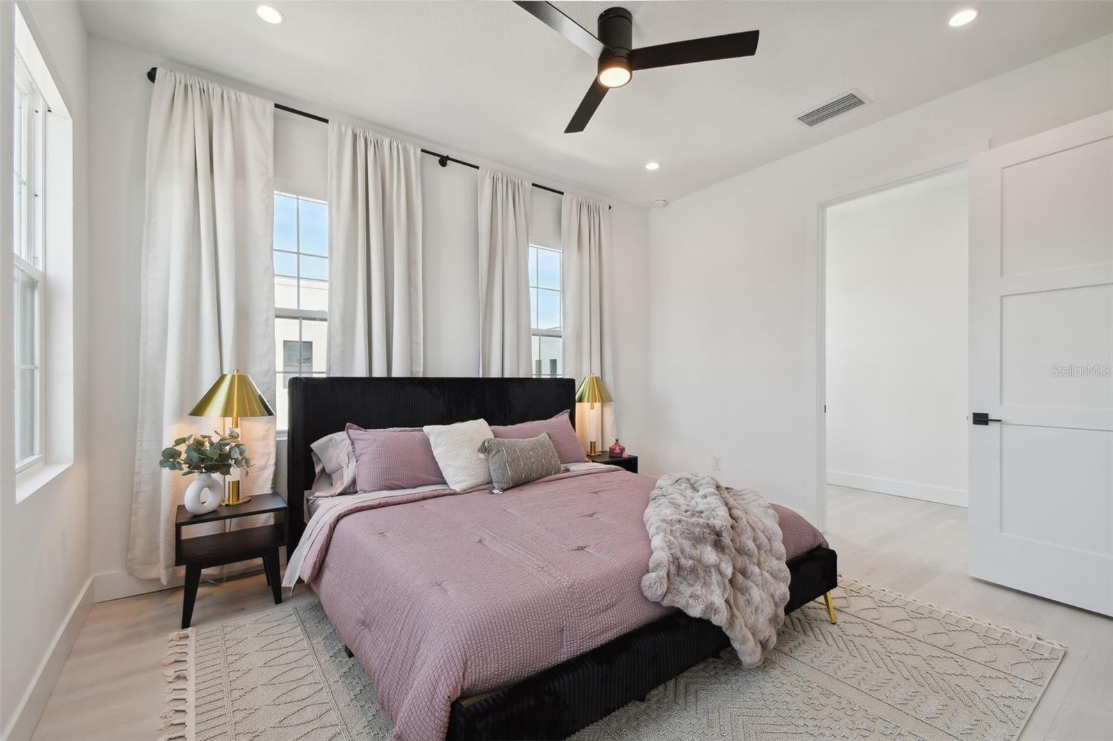 2758 5TH AVE S, ST PETERSBURG, FL, 33712