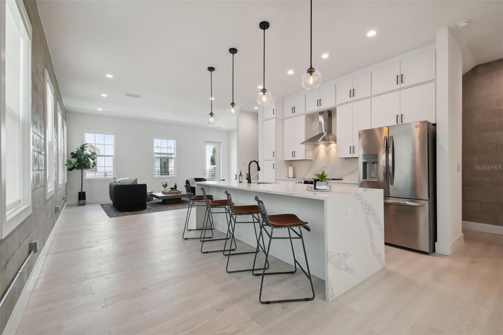 2758 5TH AVE S, ST PETERSBURG, FL, 33712