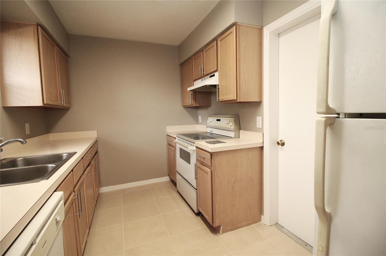 200 SEMINOLE AVE #A, MINNEOLA, FL, 34715