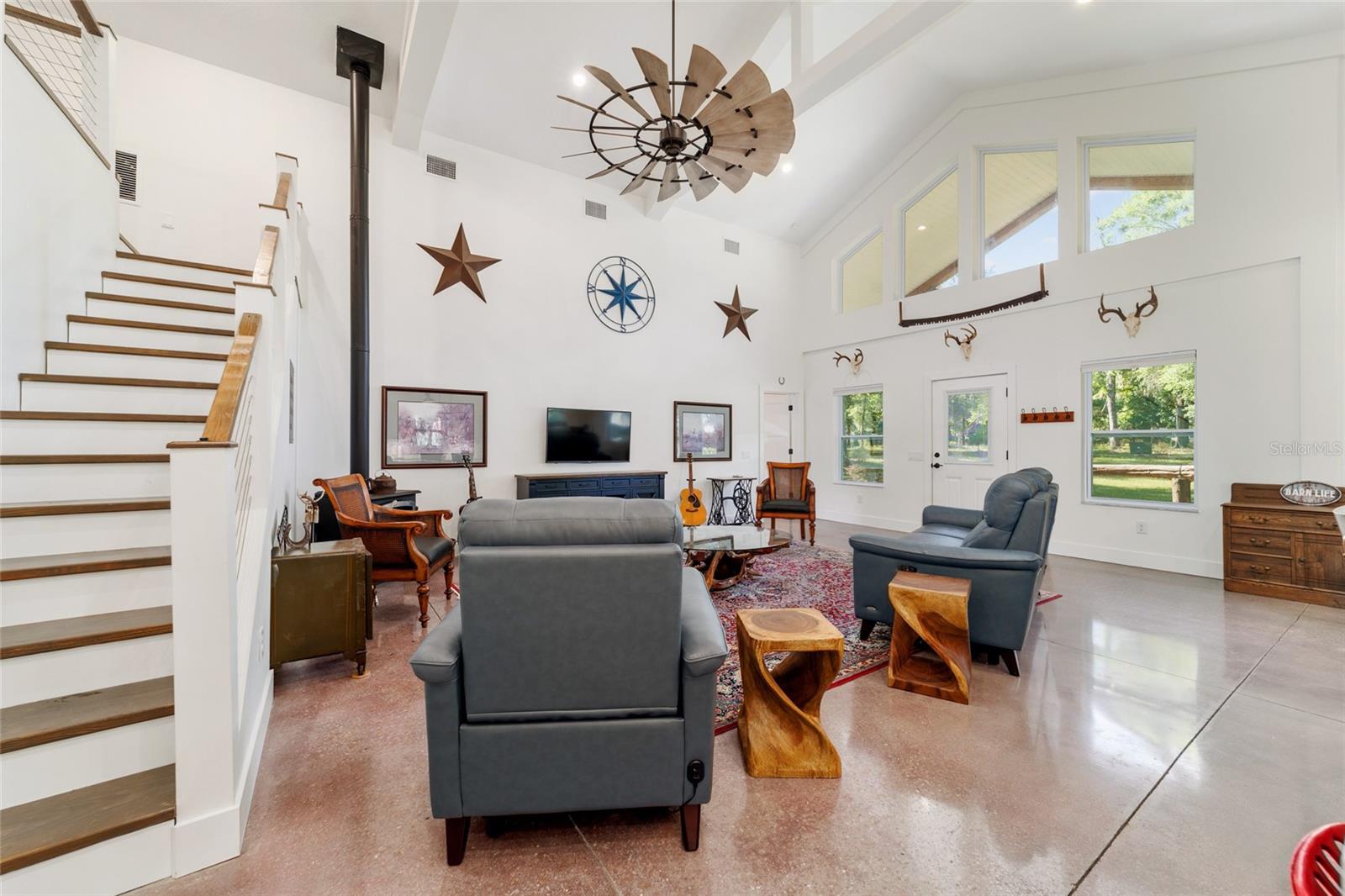 4089 E HWY 318, CITRA, FL, 32113