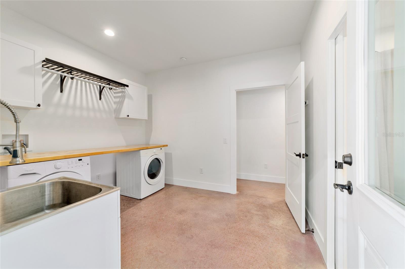 4089 E HWY 318, CITRA, FL, 32113