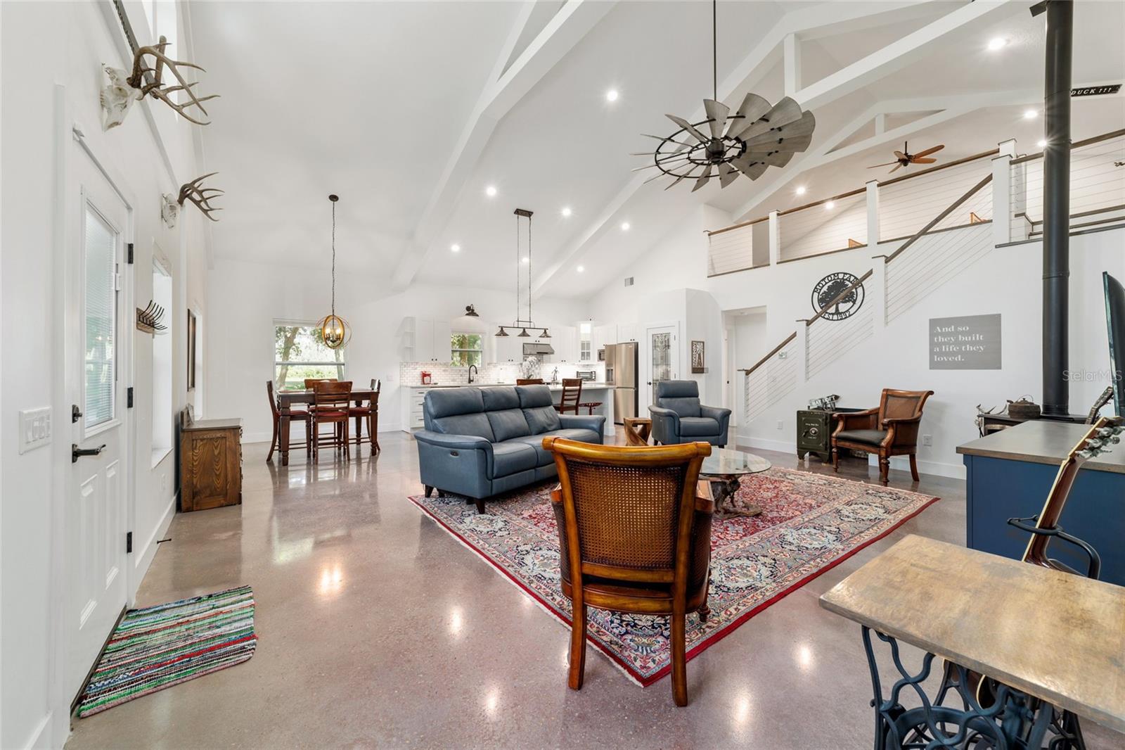 4089 E HWY 318, CITRA, FL, 32113