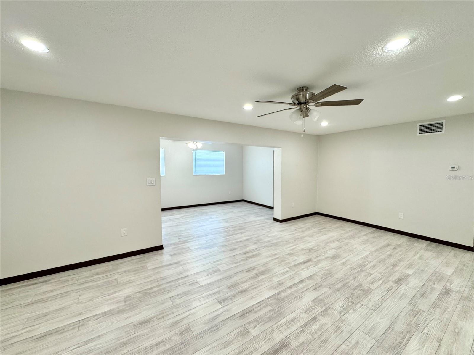 2007 N HASTINGS ST, ORLANDO, FL, 32808